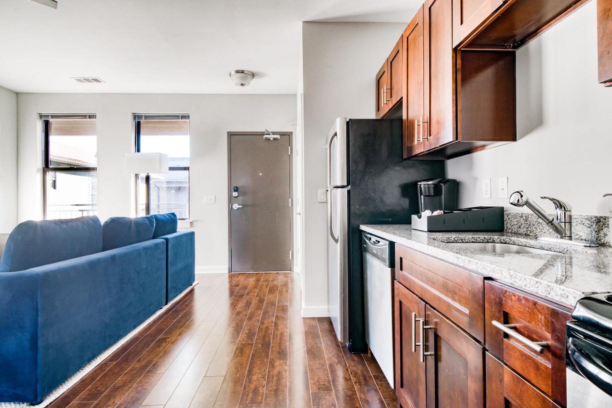 Cozysuites Music Row Bold 1Br W Free Parking Νάσβιλ Εξωτερικό φωτογραφία