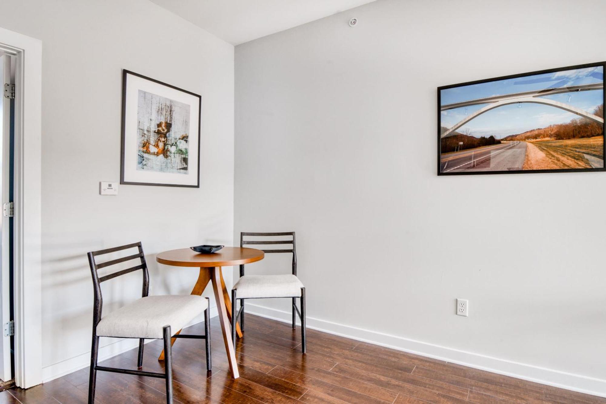 Cozysuites Music Row Bold 1Br W Free Parking Νάσβιλ Εξωτερικό φωτογραφία