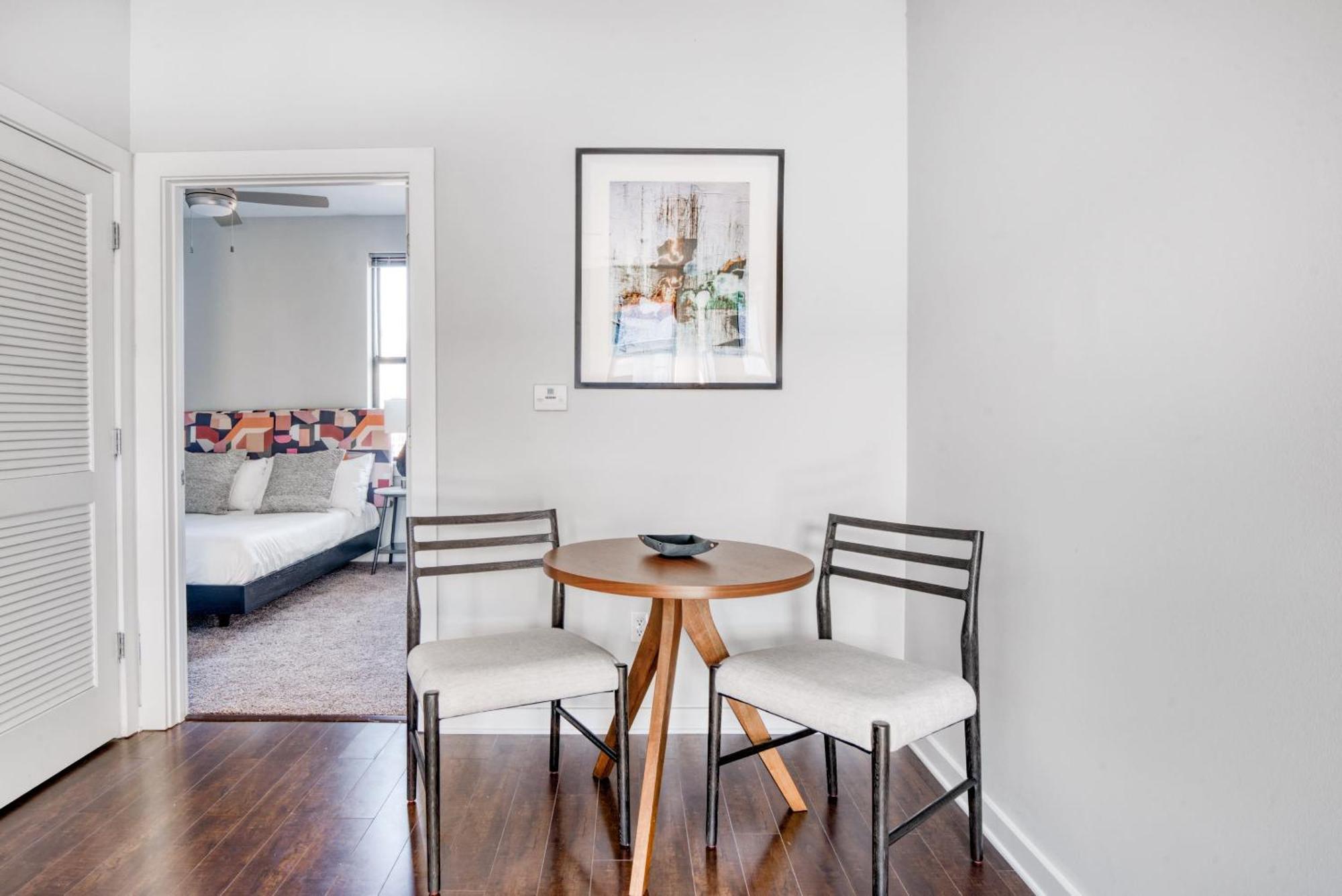 Cozysuites Music Row Bold 1Br W Free Parking Νάσβιλ Εξωτερικό φωτογραφία